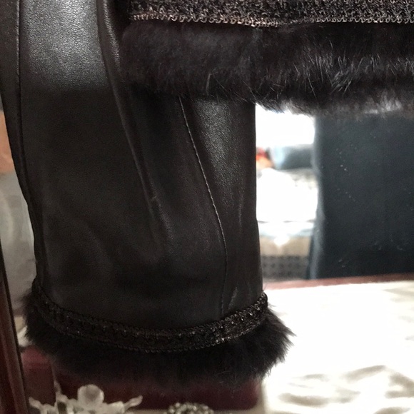 Hardly worn Brown leather jacket - Picture 6 of 10